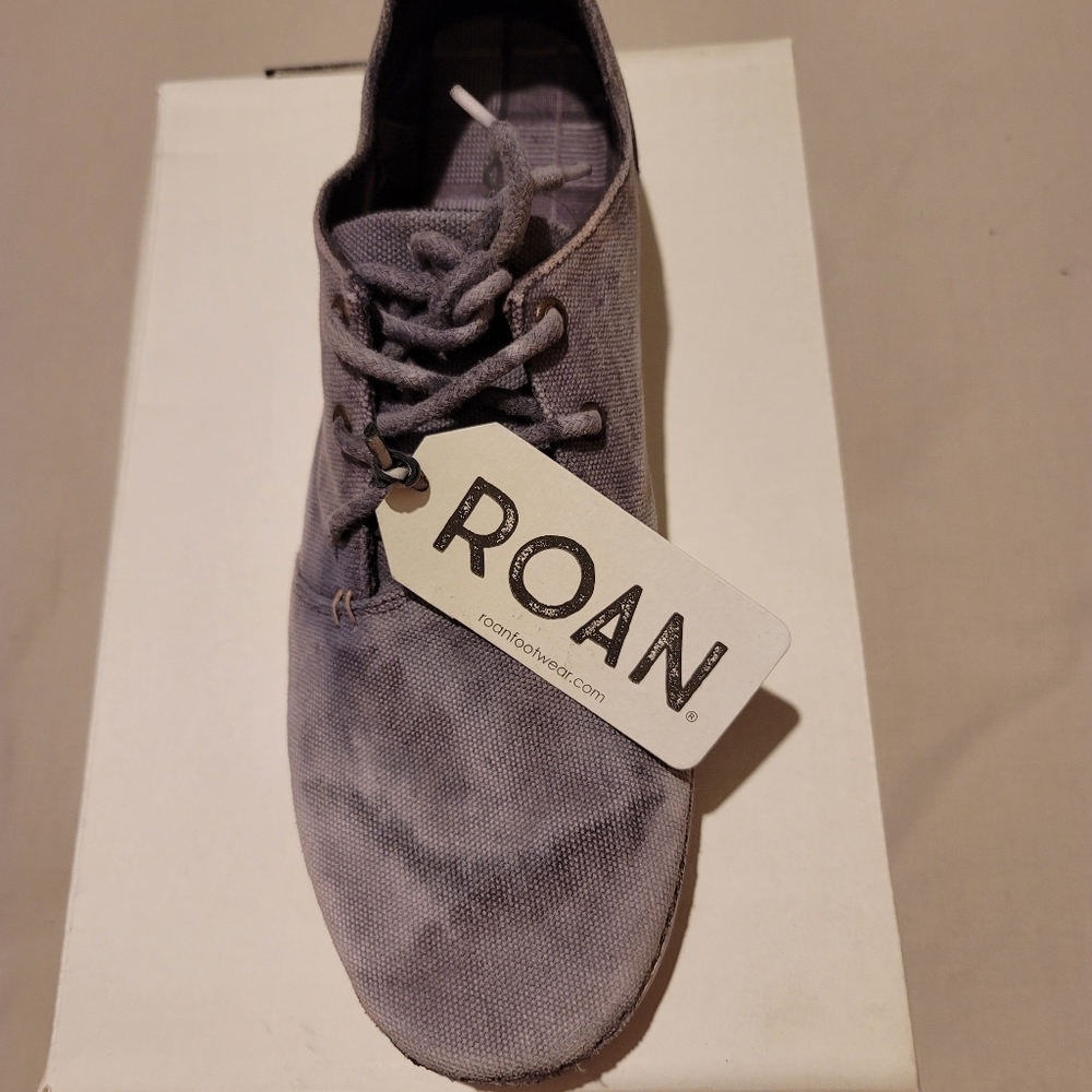 Shoes - Picture 2 of 3